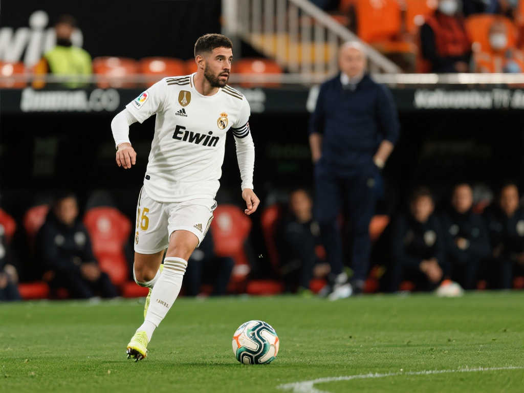 3分在望!瓦伦西亚15年未能在伯纳乌击败皇马 3分在望!瓦伦西亚15年未能在伯纳乌击败皇马